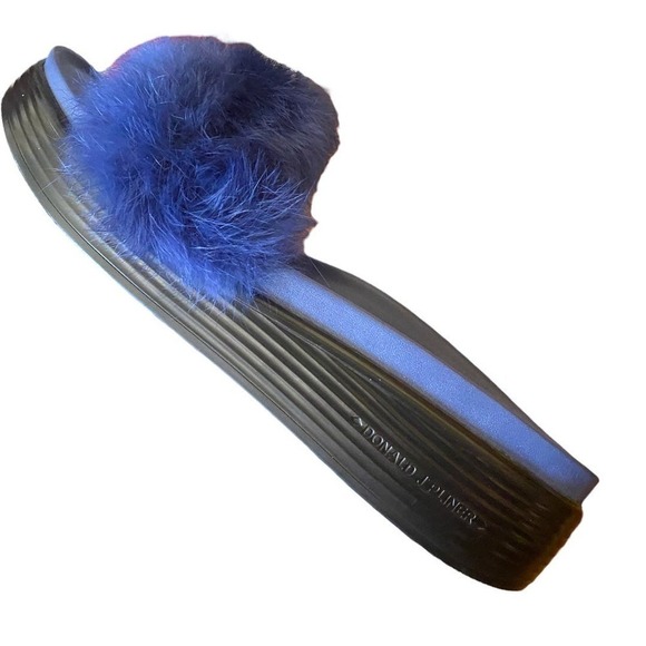 Donald Pliner Women's Blue Furfi Genuine Rabbit Fur Slide Sandal Size 9 - Picture 7 of 7